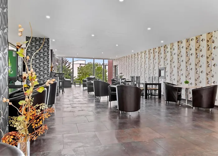 Hotel Charter Otopeni